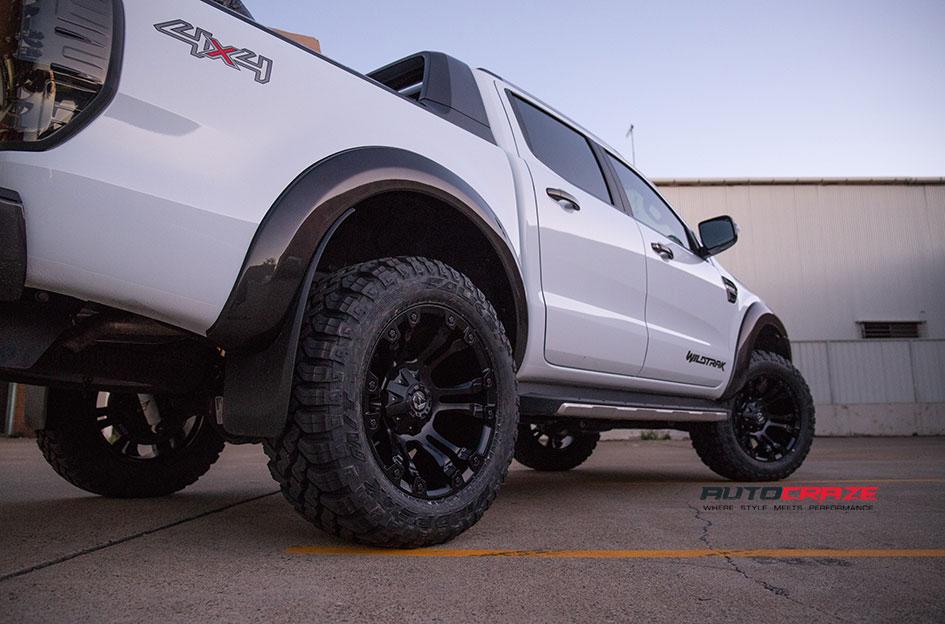 FORD-RANGER-VAPOR-MATTE-BLACK